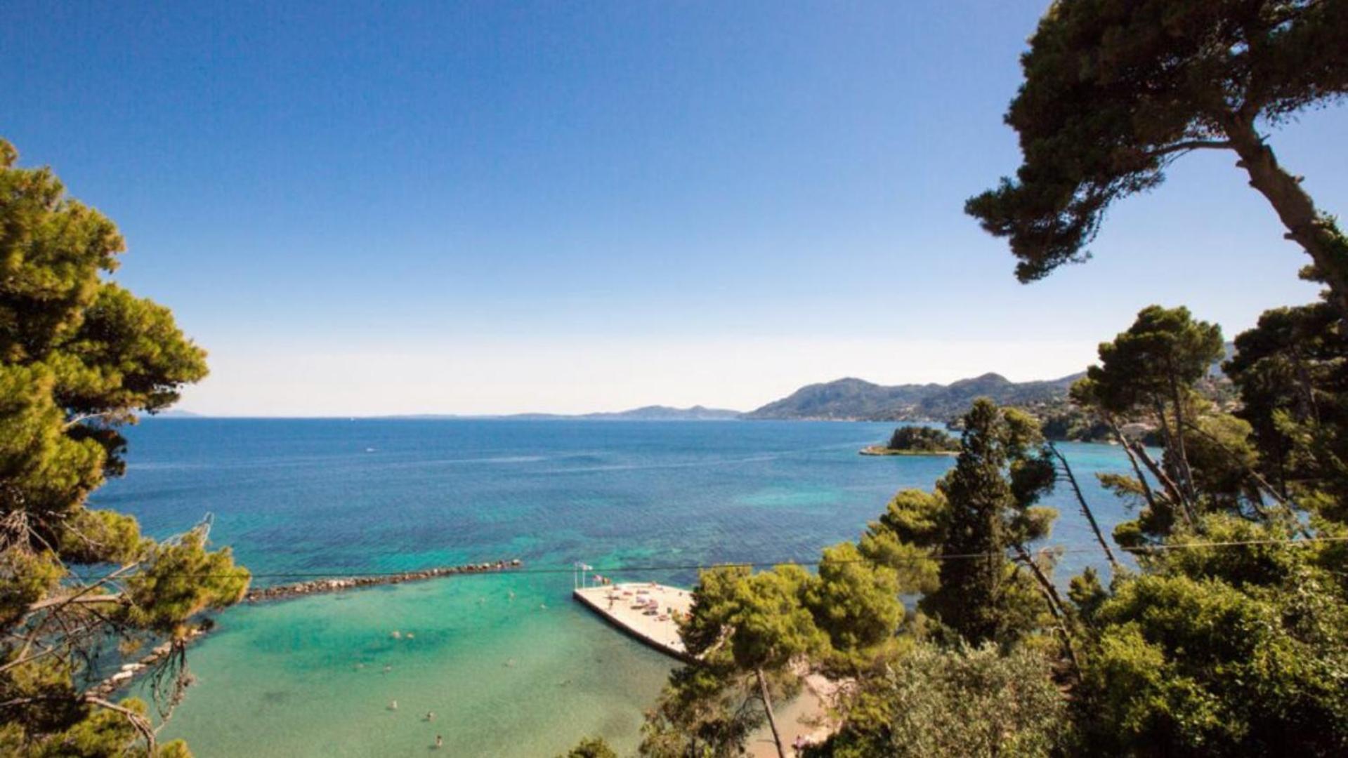 Corfu Holiday Palace Perama  Zewnętrze zdjęcie View of the Gulf of Pagase